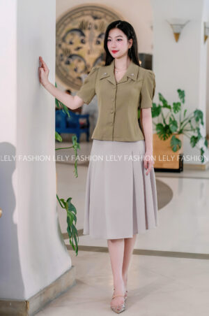 Áo Sơ Mi Đính Đá Hoa Cổ V - A93